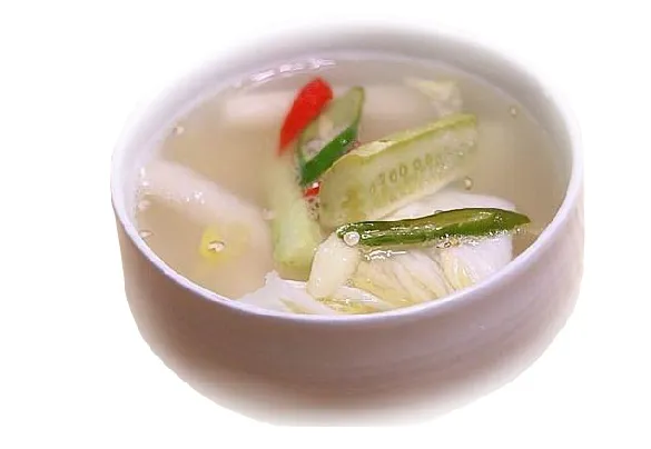 夏の始まりを知らせる水キムチ!!