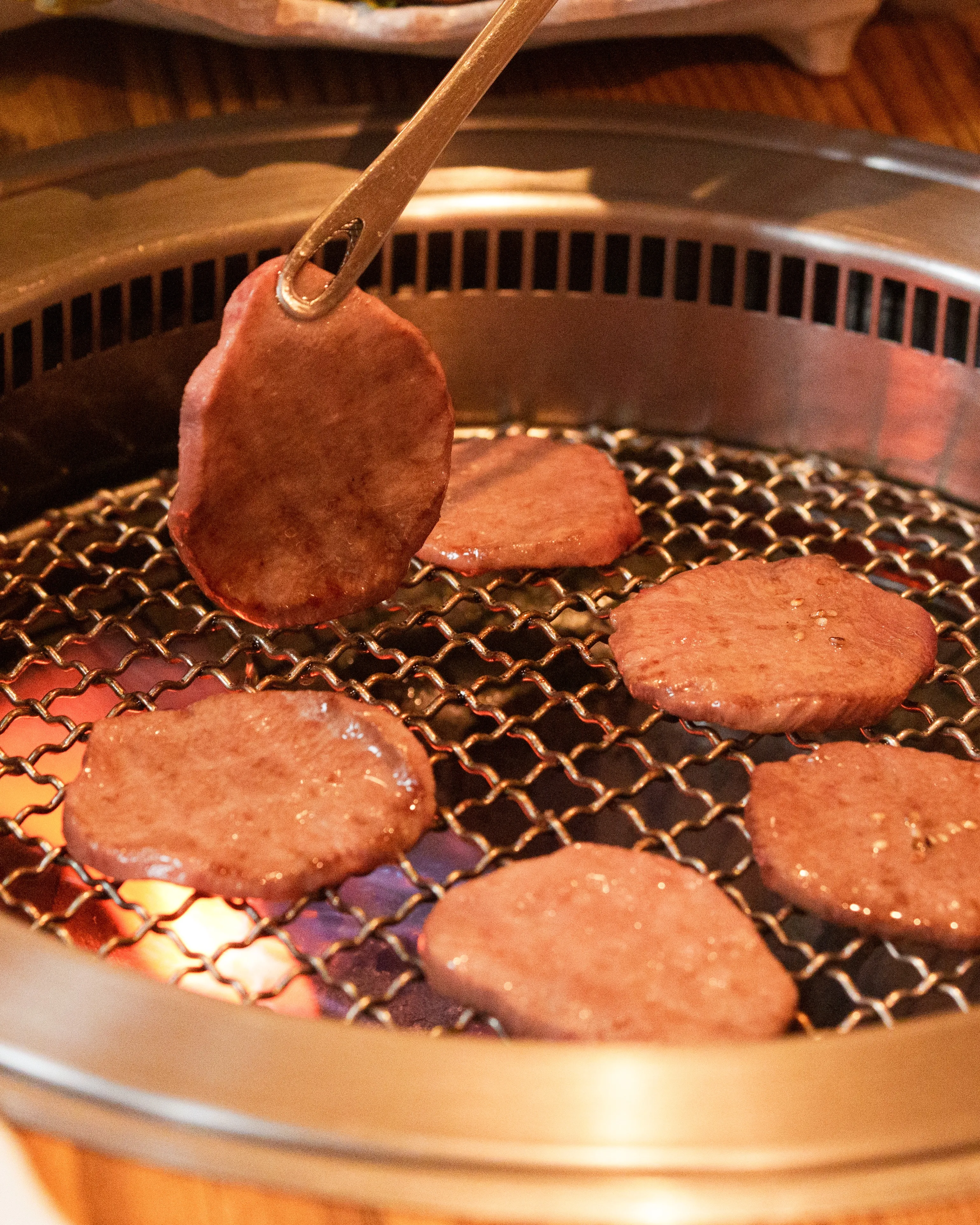 アレンモクが「韓国料理・サムギョプサルだけじゃなく、焼肉も楽...